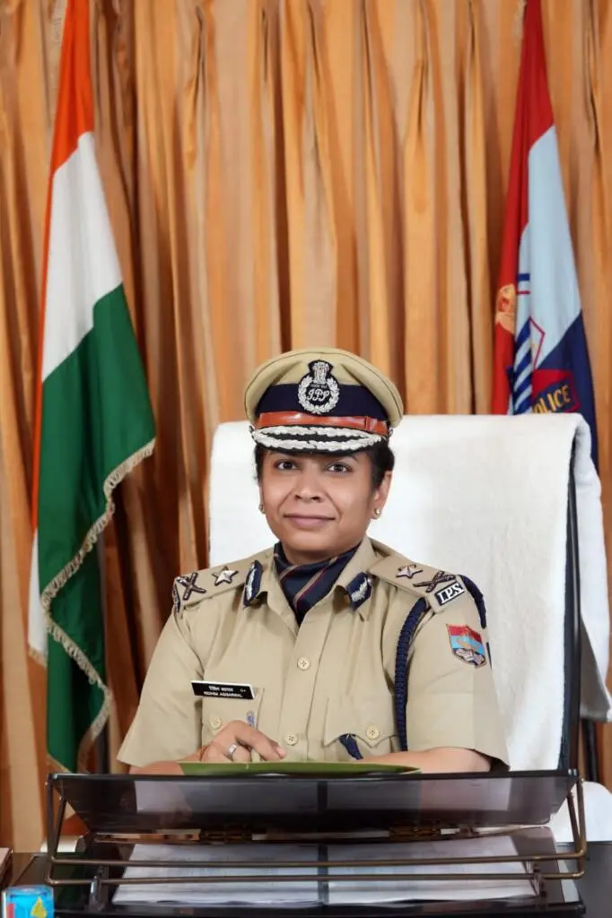 नशा मुक्त उत्तराखंड बनाने के लिए आईजी ने तैयार किया खाका,हर एक की ज़िम्मेदारी और जवाबदेही हुई तय नशा मुक्त उत्तराखंड बनाने के लिए आईजी ने तैयार किया खाका,हर एक की ज़िम्मेदारी और जवाबदेही हुई तय