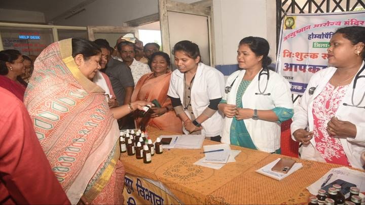 सिविल अस्पताल नैनपुर में मेगा स्वास्थ्य शिविर सिविल अस्पताल नैनपुर में मेगा स्वास्थ्य शिविर