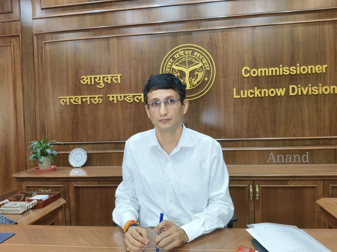 नवागत मंडलायुक्त विजय विश्वास पंत