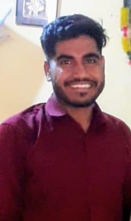 मंदसौर मण्डी में हम्माली करने वाले पिता का पुत्र बना जनपद पंचायत सीईओ