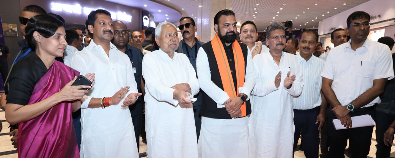 मुख्यमंत्री ने विभिन्न योजनाओं का उद्धाटन करते हुए मुख्यमंत्री ने विभिन्न योजनाओं का उद्धाटन करते हुए