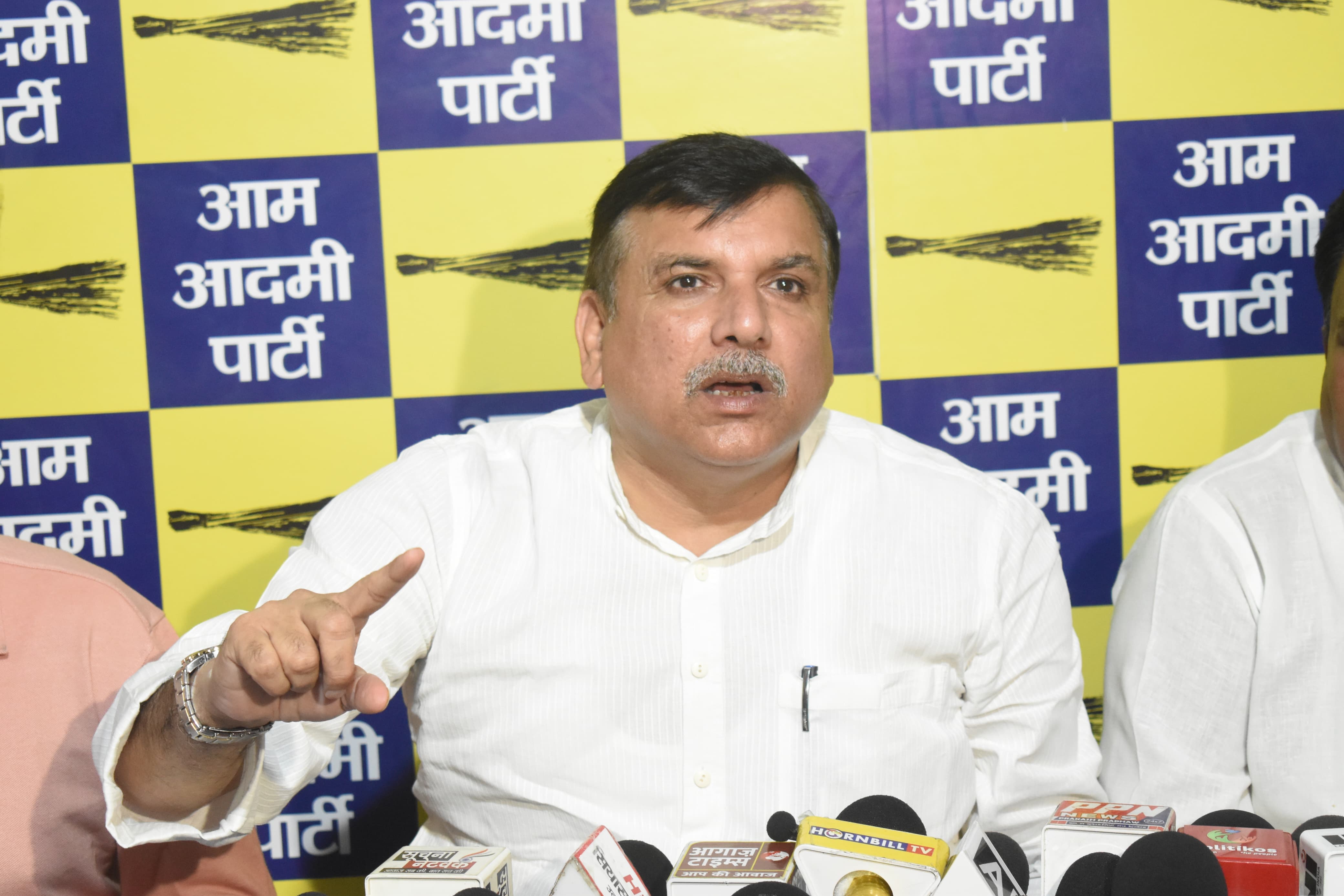 आम आदमी पार्टी के वरिष्ठ नेता व राज्यसभा सदस्य संजय सिंह