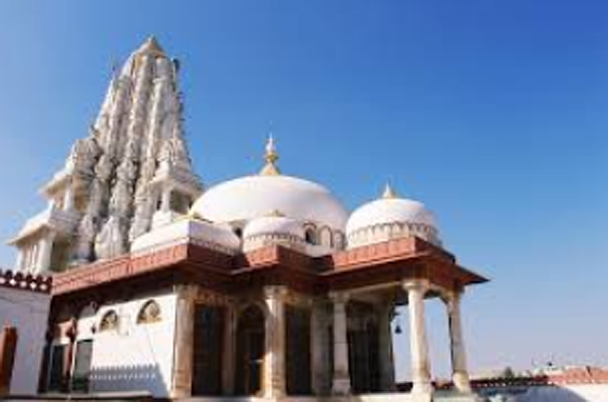 जैन धर्म के पांचवें तीर्थंकर भगवान सुमति नाथ को समर्पित भांडाशाह जैन मंदिर में 511 वां ध्वजा उत्सव व पूजा मंगलवार को