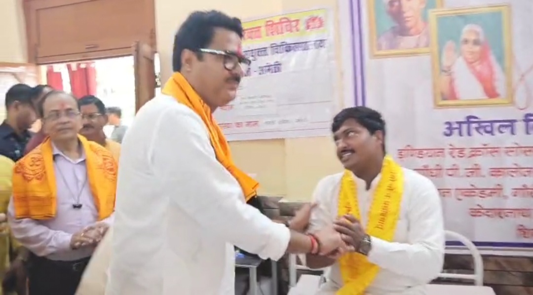 प्रेरित करते हुए विधायक