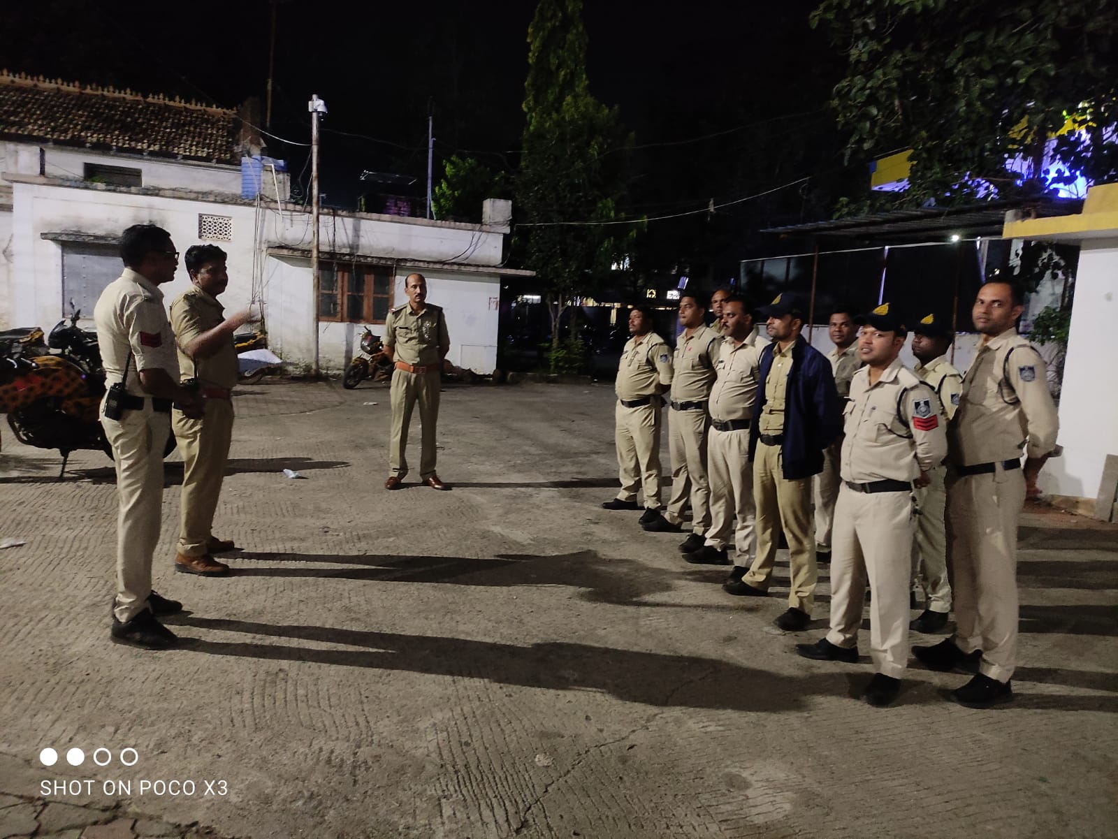 Seoni: 45 warrants arrested in combing patrol, 44 criminals checked