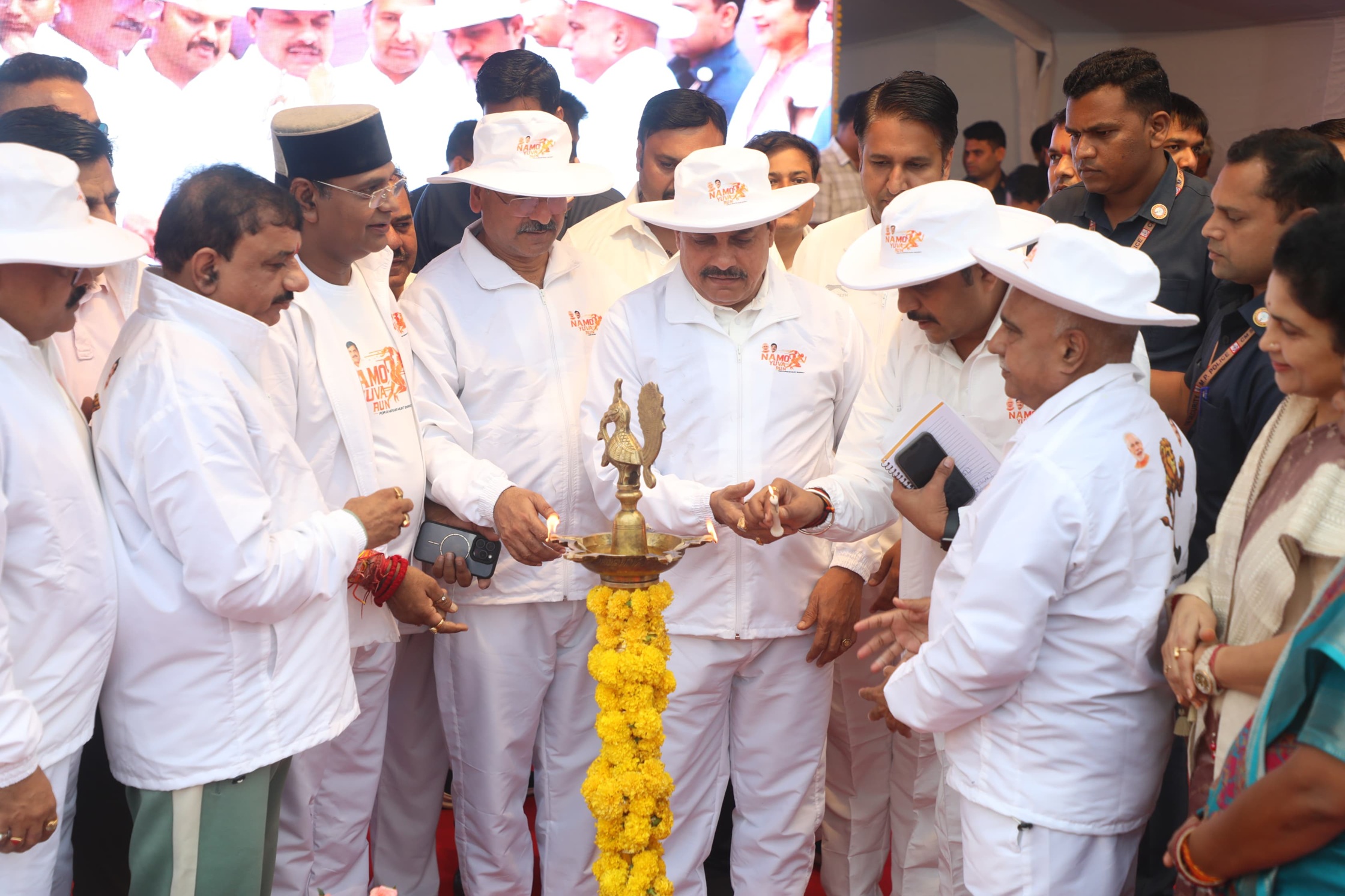 मुख्यमंत्री डॉ. यादव ने फिट इंडिया मूवमेंट और नशामुक्त भारत के तहत नमो युवा रन में  1