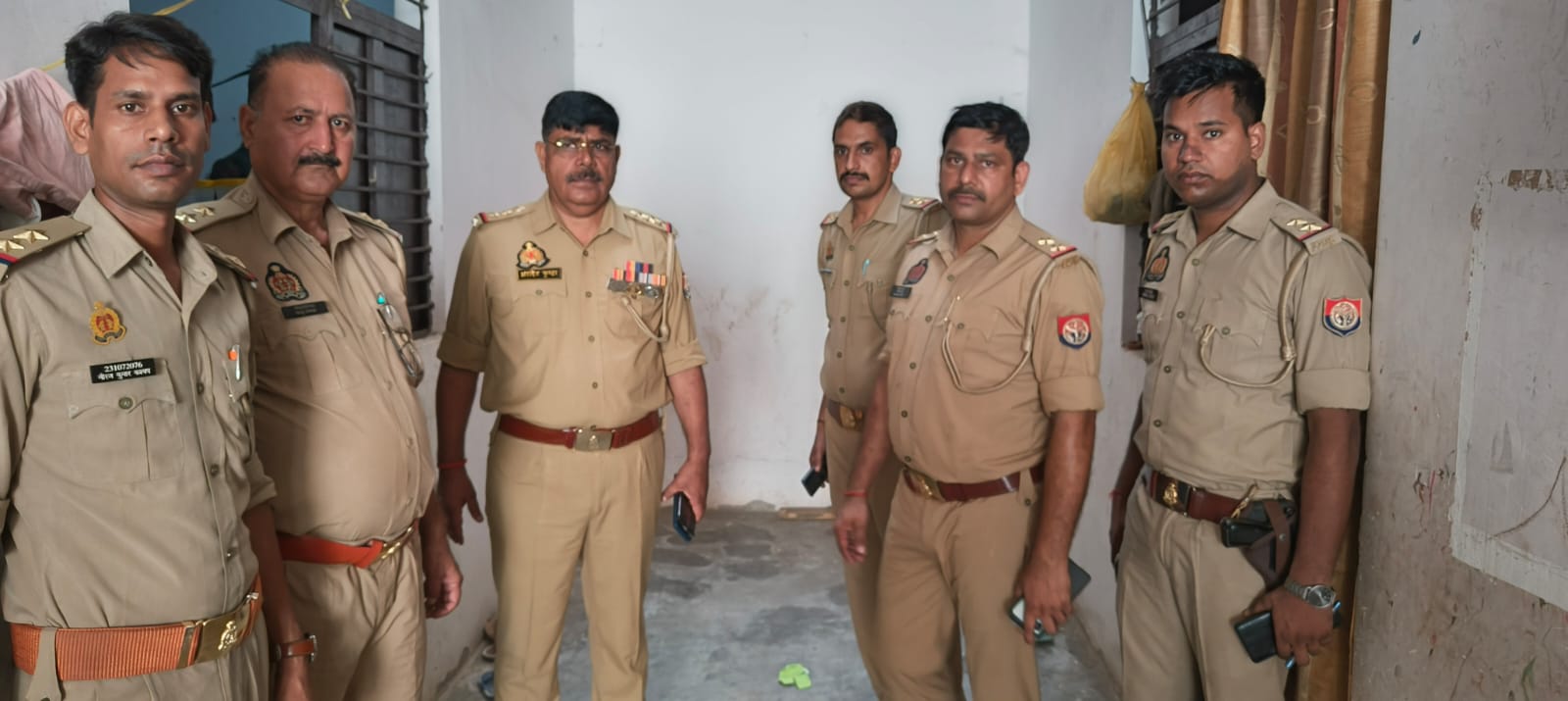 पुलिस टीम