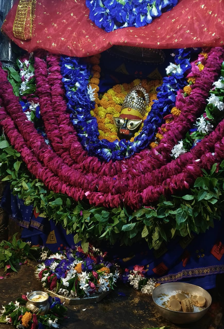 मां अष्टभुजा