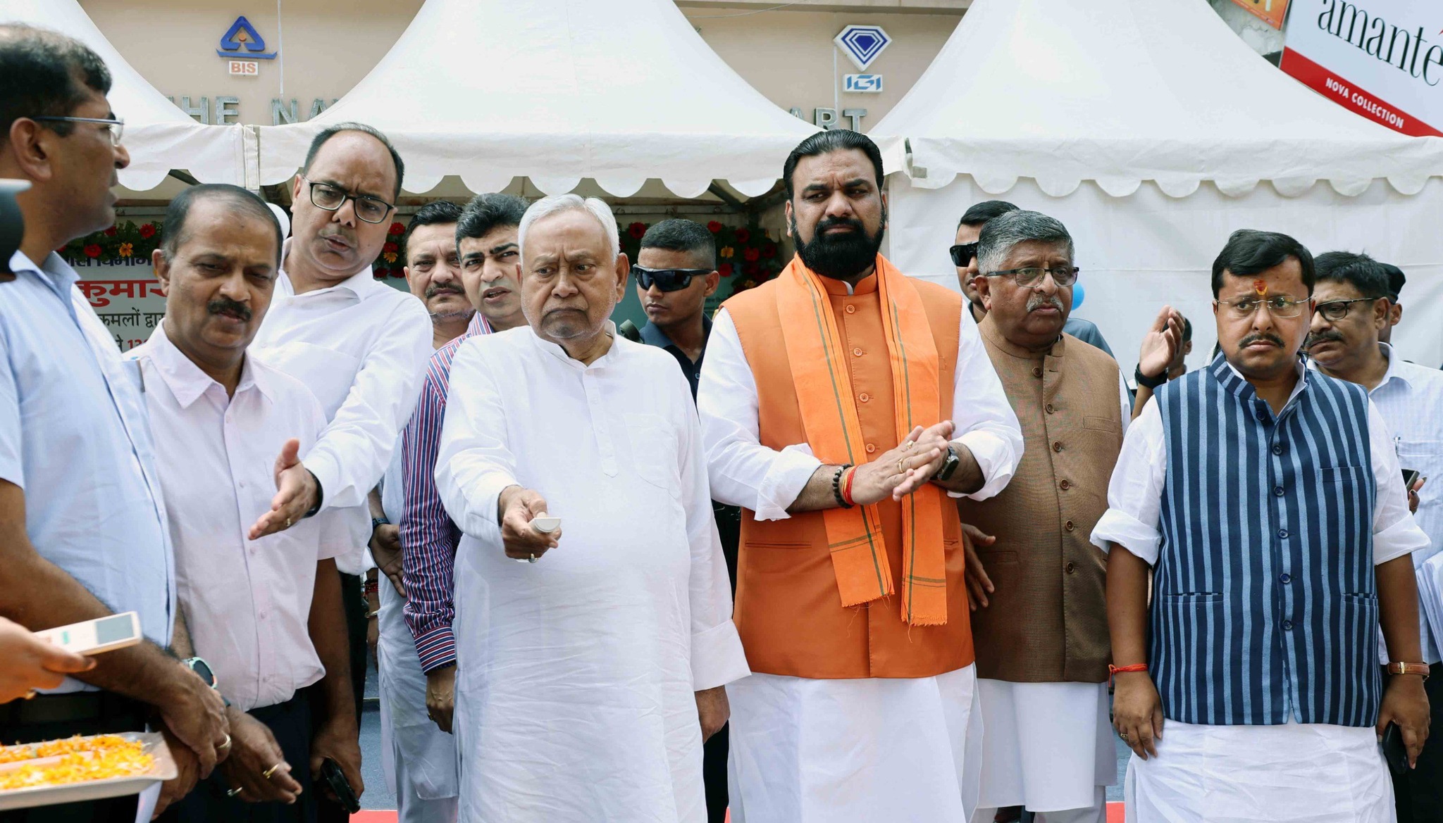 मुख्यमंत्री समग्र शहरी विकास योजना के तहत बिहार के 1300 योजनाओं का मुख्यमंत्री  ने किया शिलान्यास