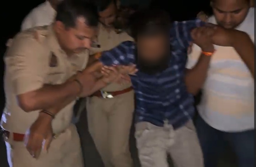 गिरफ्तार अभियुक्त
