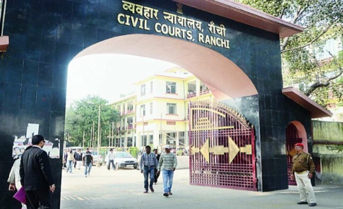 सिविल कोर्ट की तस्वीर
