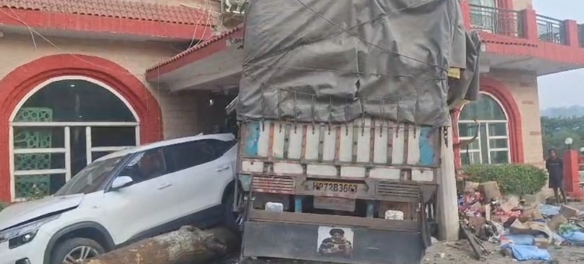सड़क हादसा