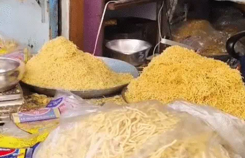 विश्व प्रसिद्ध बीकानेरी भुजिया की रेट में पंद्रह से बीस रुपए की कमी, केंद्र सरकार ने जीएसटी परसेंट घटाया