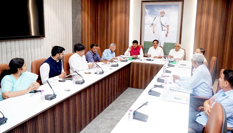 मप्र के मुख्यमंत्री ने केंद्रीय मंत्री पाटिल के साथ की जल समृद्धि रणनीति पर चर्चा