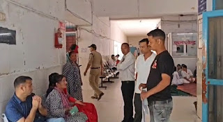अस्पताल में ओपीडी रही ठप, उपजिलाधिकारी ने डॉक्टरों की वार्ता