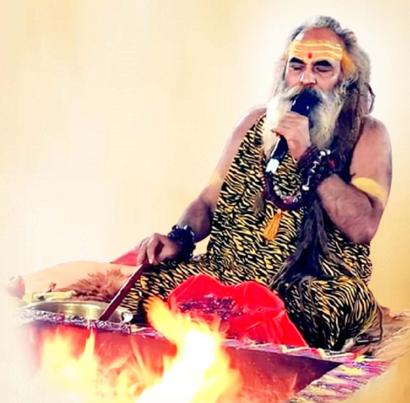 श्री हरिओम जी महाराज।