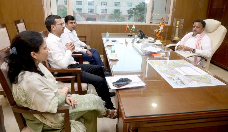 स्वास्थ्य एवं चिकित्सा शिक्षा विभाग के विभिन्न विषयों की वृहद समीक्षा