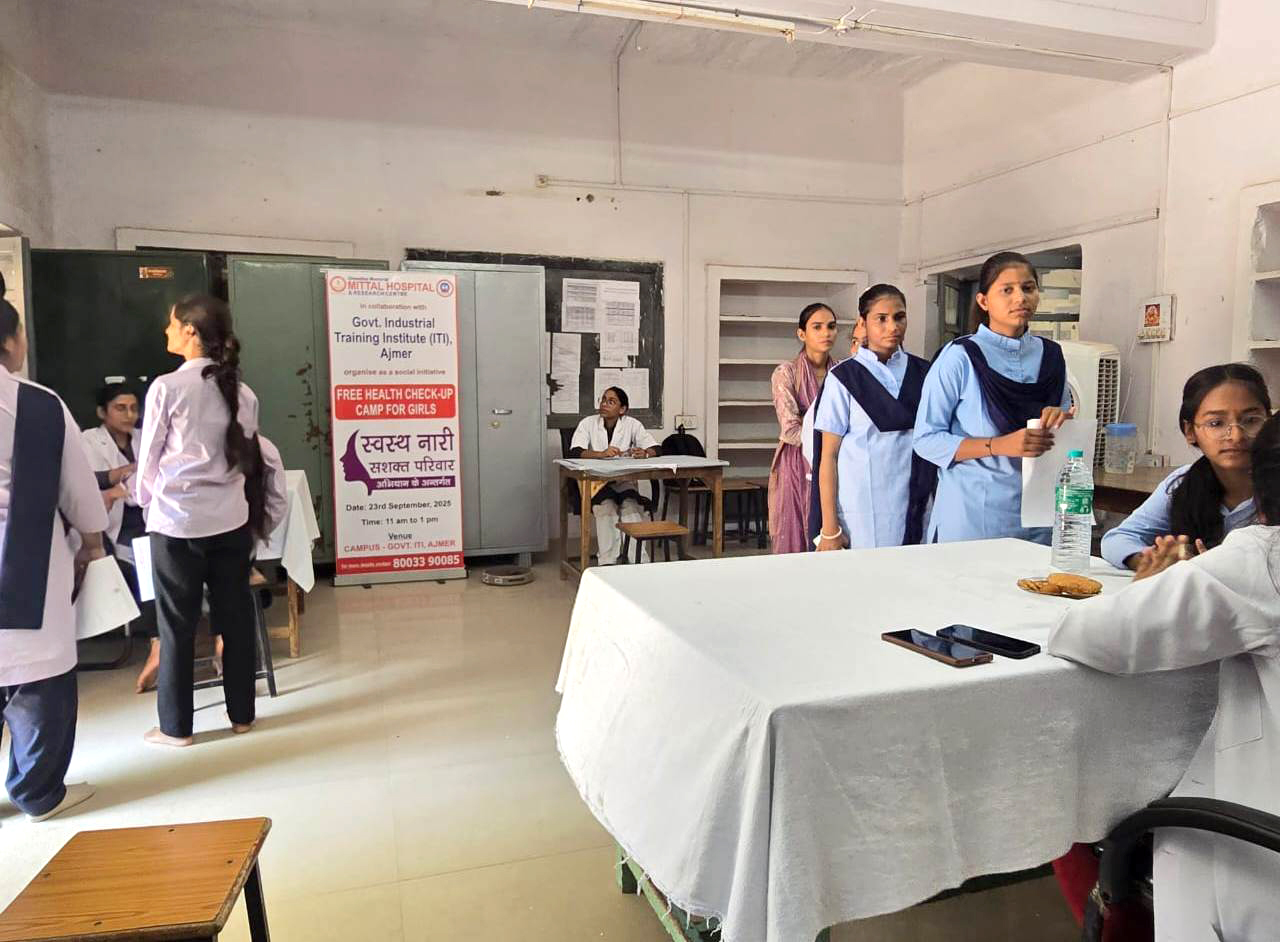 आईटीआई अजमेर की 72 छात्राओं ने कराया नि:शुल्क स्वास्थ्य परीक्षण