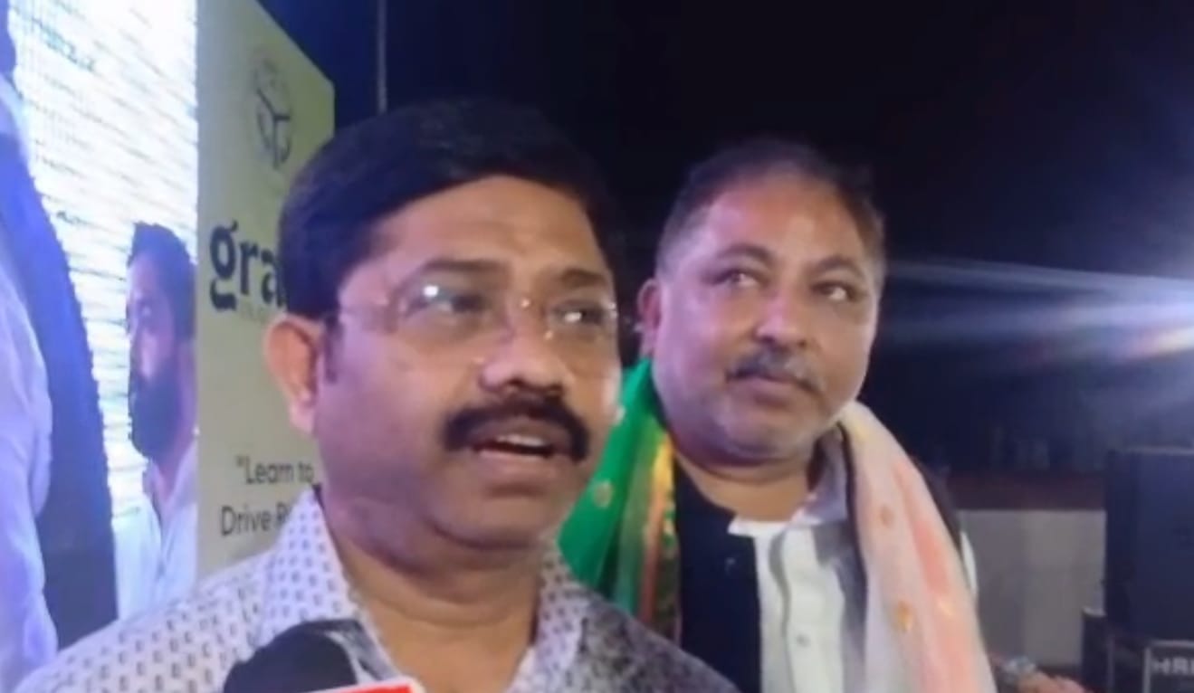 केबिनेट मंत्री नंद गोपाल नंदी