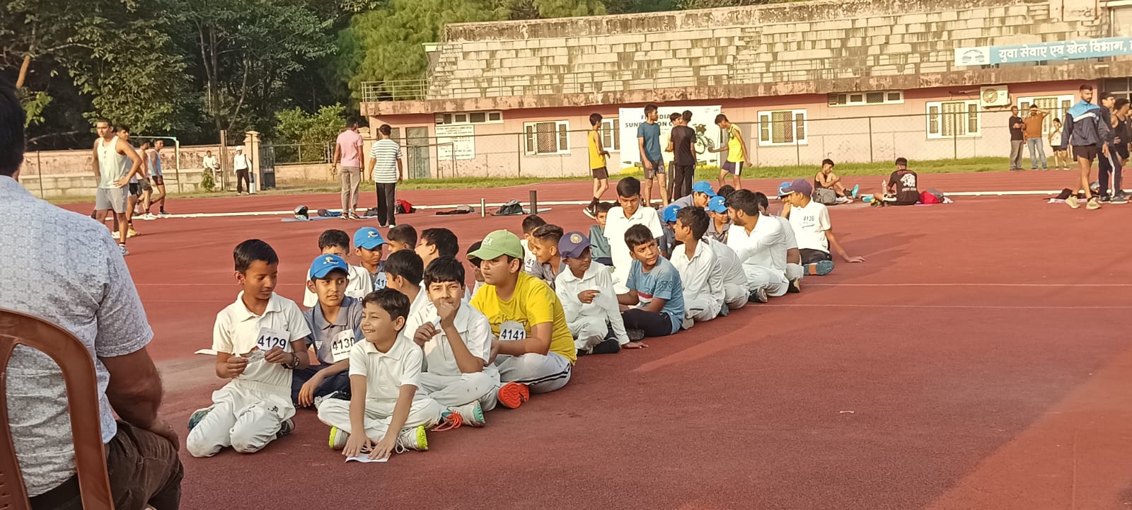 अणु के सिंथेटिक ट्रैक पर नमो मैराथन में बच्चों ने दिखाई प्रतिभा, विजयी प्रतिभागी सम्मानित