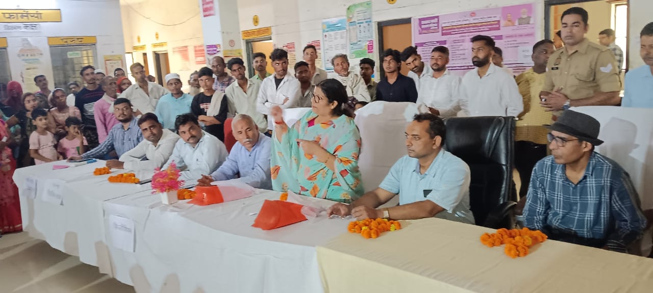 अभियान के दौरान संबोधन करती विधायक मंजू त्यागी