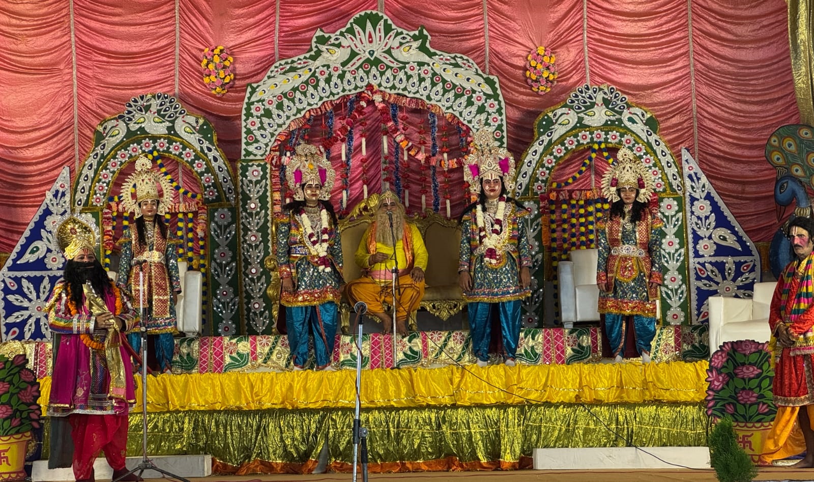 रामलीला में परशुराम-लक्ष्मण संवाद ने जगाया दर्शकों में जोश
