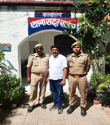पुलिस गिरफ्त में डांडिया कार्यक्रम आयोजक