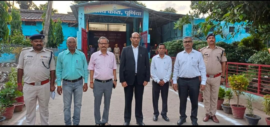 केंद्रीय कार्य में मुख्य न्यायाधीश