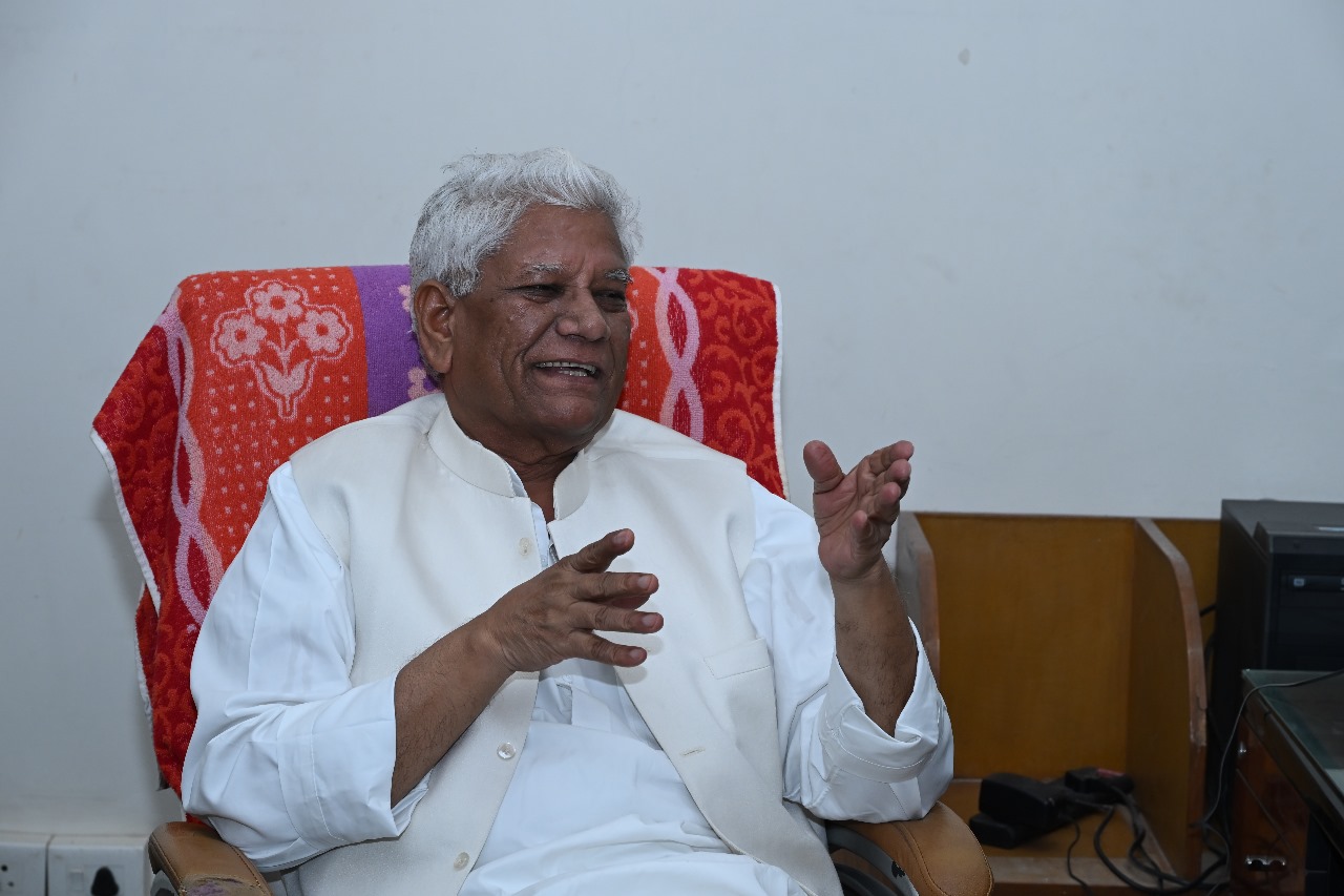 संस्कृत को बाहर रखना शिक्षा नीति के विपरीत : प्रोफेसर दुबे