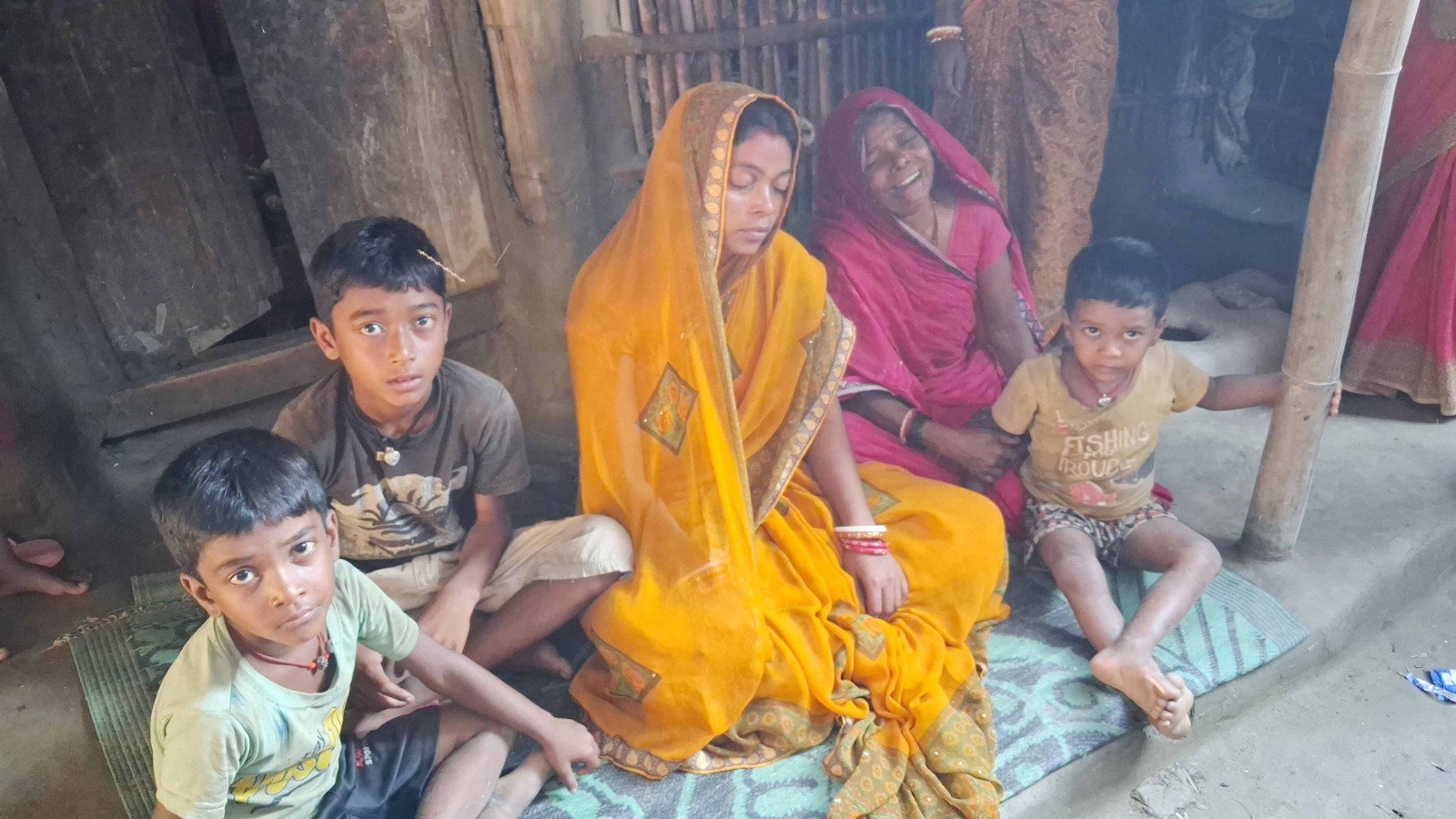 विलाप करते परिजन