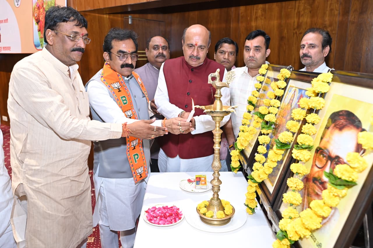 पं दीनदयाल जी के विचारों को आत्मसात कर 2047 के विकसित भारत का संकल्प होगा पूर्ण :-  मंत्री राकेश सिंह