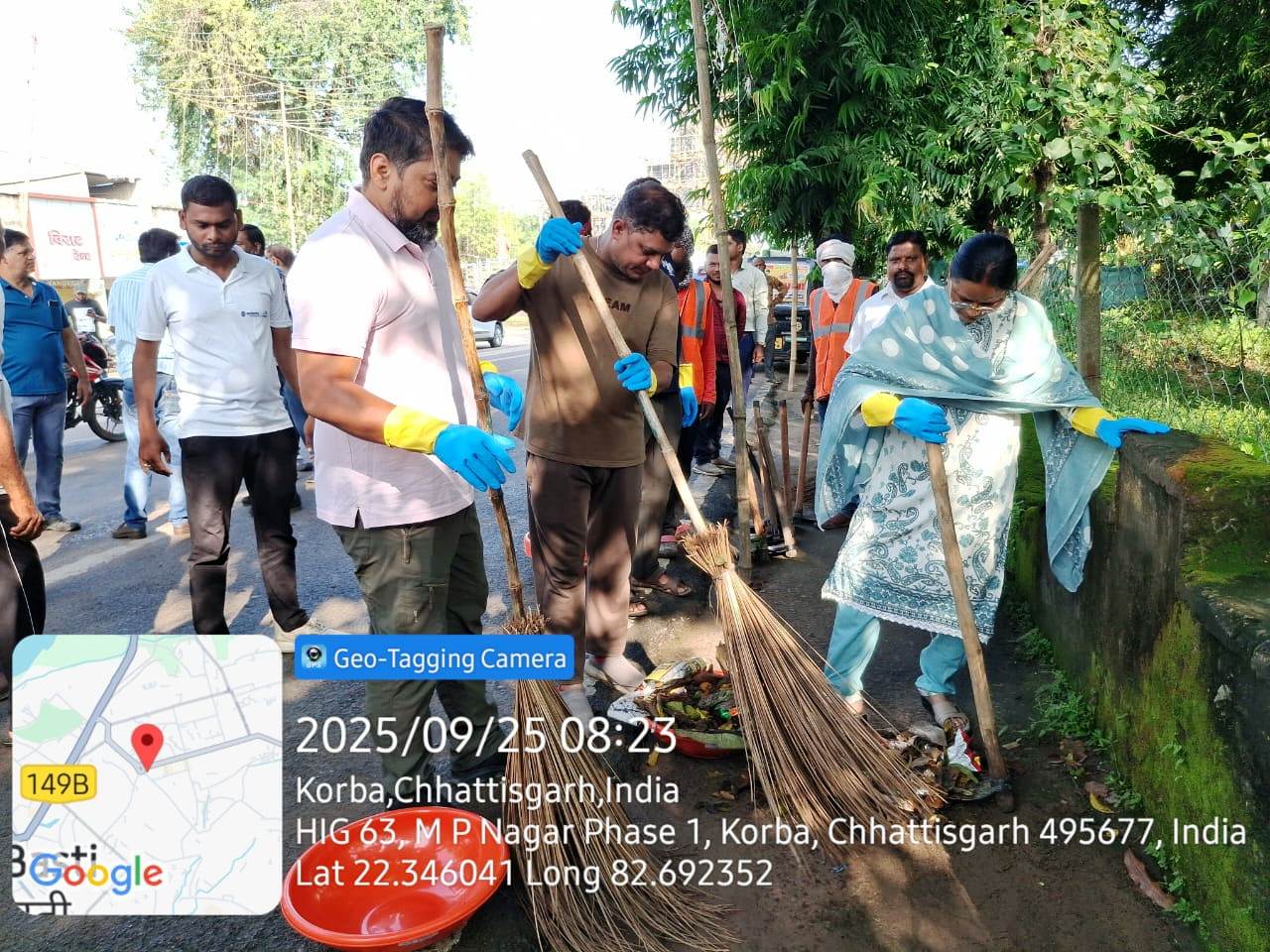 स्वच्छता ही सेवा - 2025 : घंटाघर से रविशंकर नगर मुख्य मार्ग व उद्यान में चलाया गया स्वच्छता अभियान