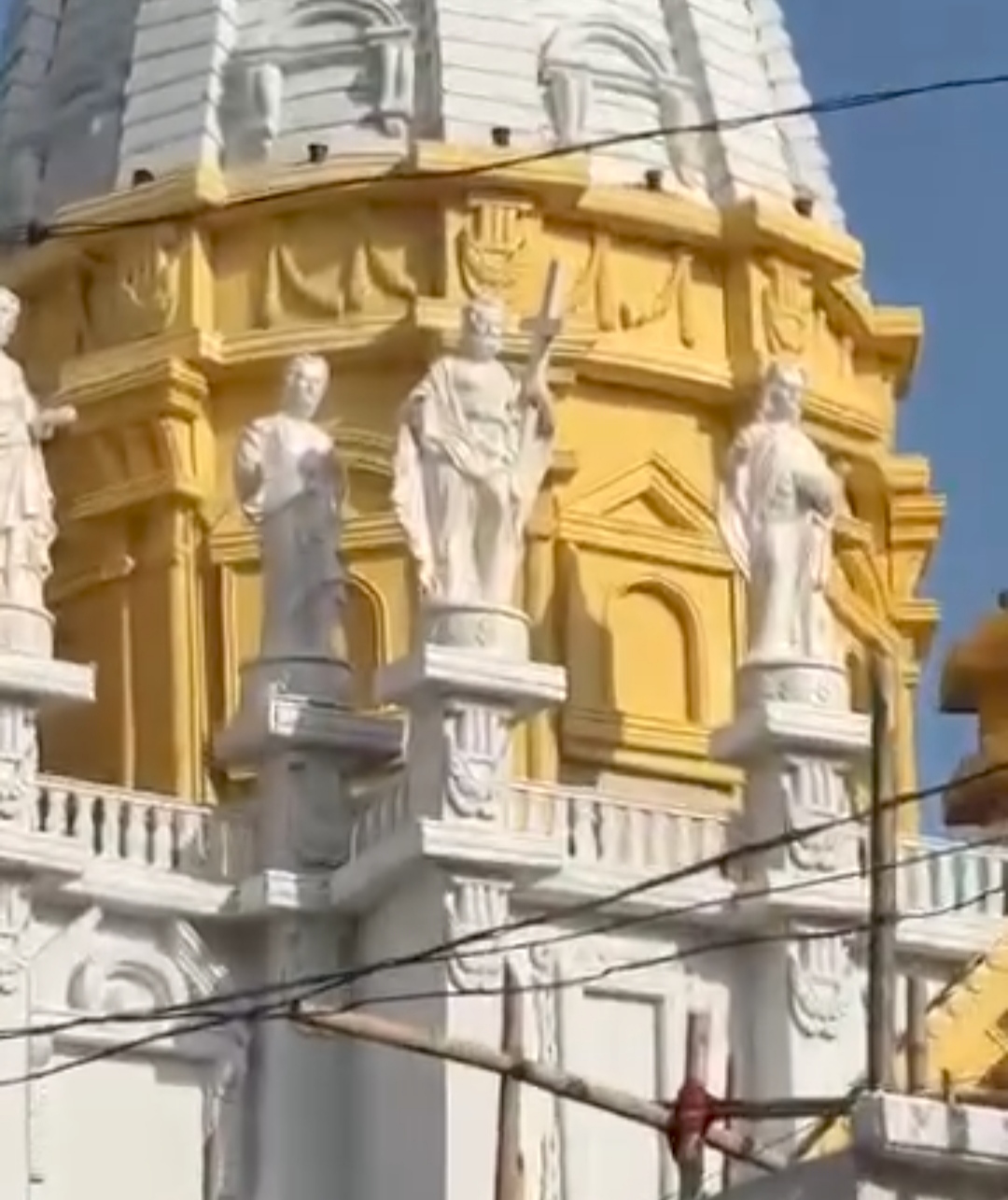 पंडाल की तस्वीर
