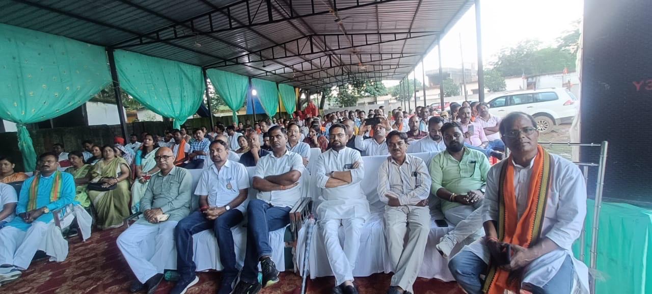 पं. दीनदयाल उपाध्याय जयंती पर सीतापुर में संगोष्ठी सभा