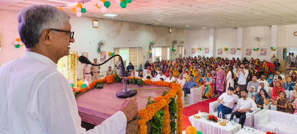 कार्यक्रम में संबोधित करते हुए राज्यसभा सांसद रामचंद्र जांगड़ा।