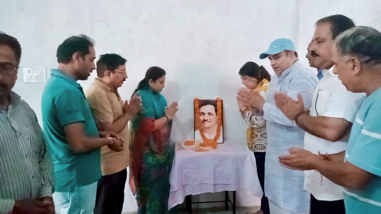 जम्मू में भाजपा ओबीसी मोर्चा ने पंडित दीनदयाल उपाध्याय जयंती पर कार्यक्रम आयोजित किया
