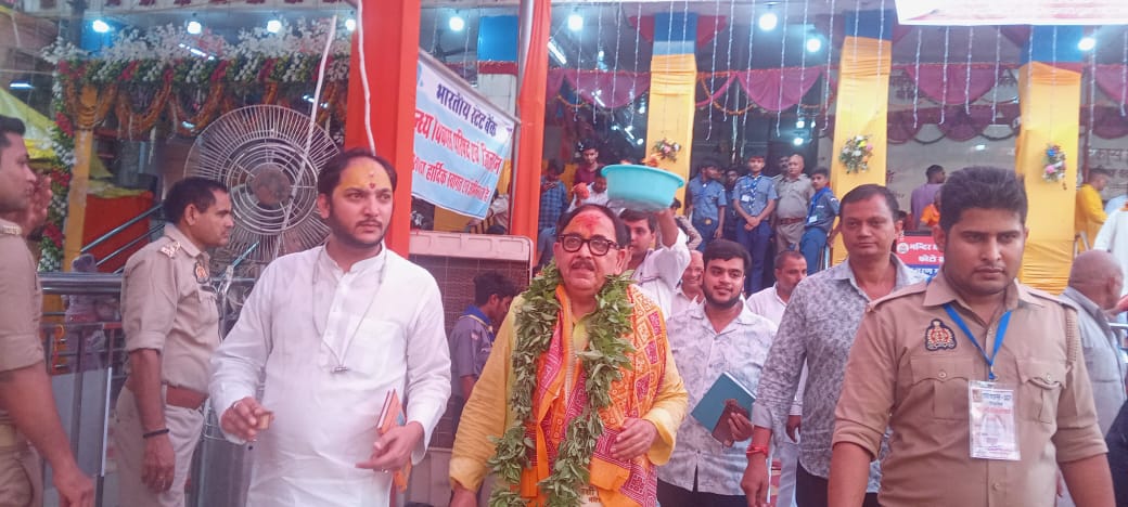 पूर्व केंद्रीय मंत्री महेंद्र नाथ पांडेय