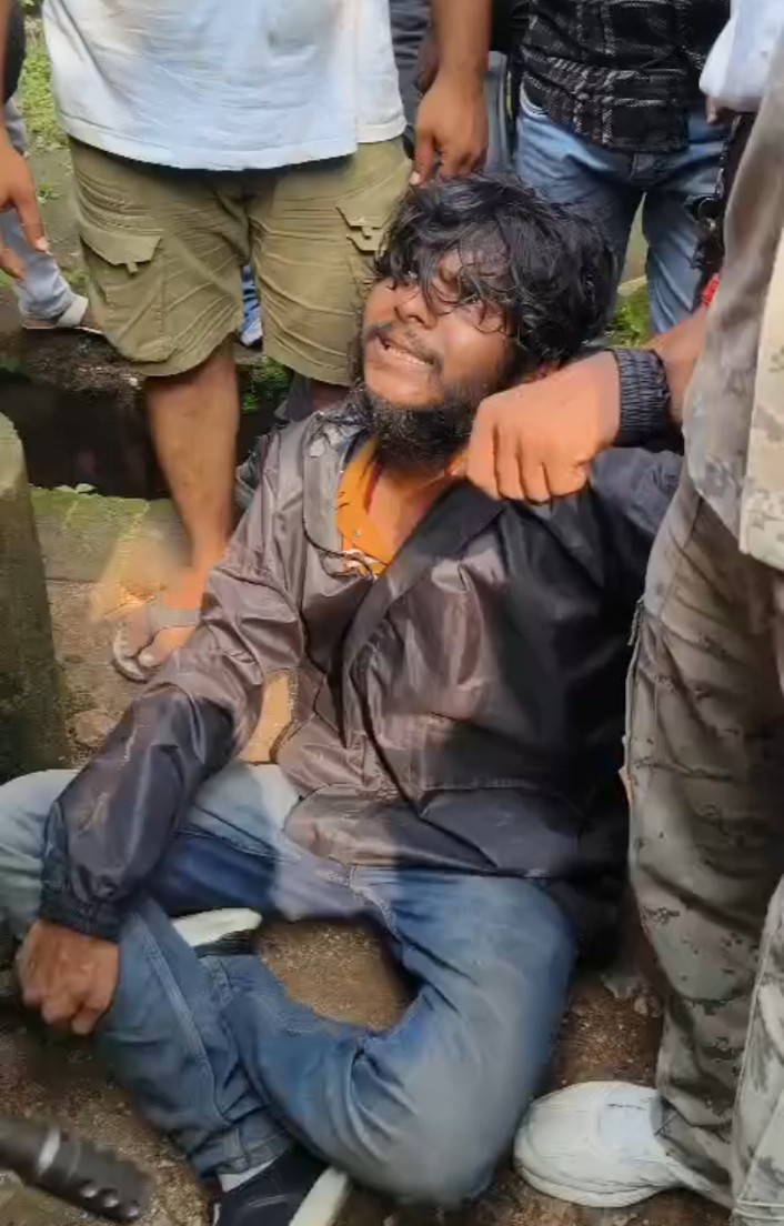 जेल भेजा गया धीरज