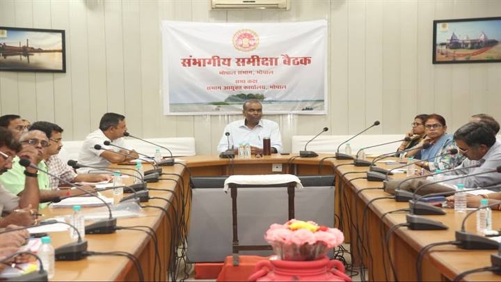 समय-सीमा पत्रों की समीक्षा बैठक समय-सीमा पत्रों की समीक्षा बैठक