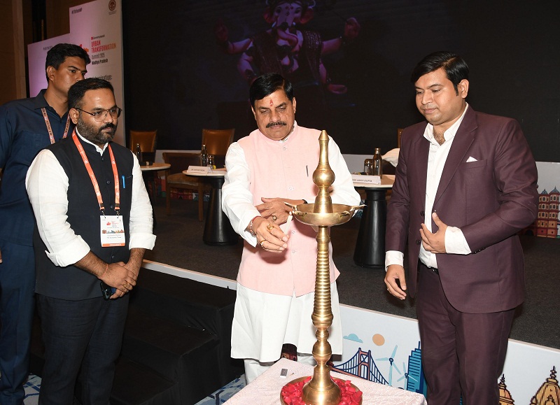 भोपाल में आयोजित अर्बन ट्रांसफार्मेशन समिट-2025 भोपाल में आयोजित अर्बन ट्रांसफार्मेशन समिट-2025