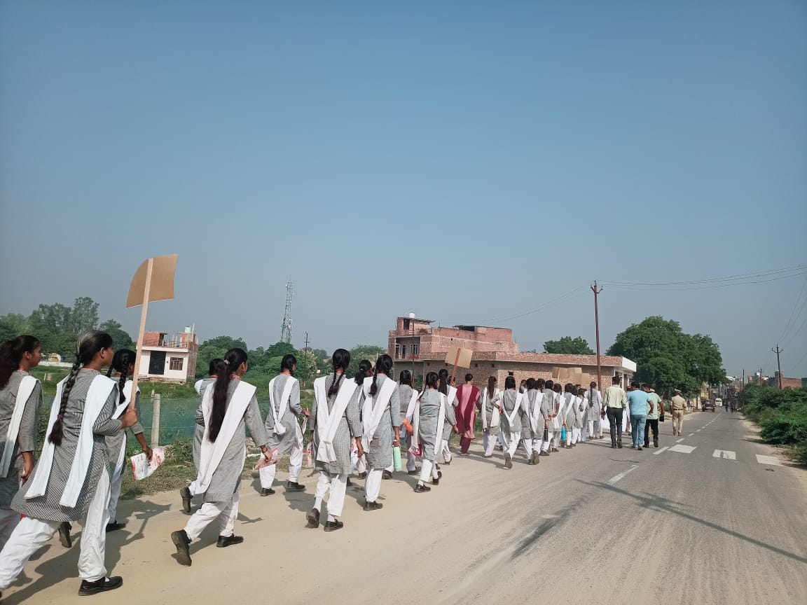 मिशन शक्ति रैली में दिखी नारी शक्ति की बुलंद आवाज़, बालिकाओं ने दिया आत्मनिर्भरता, सुरक्षा और सम्मान का संदेश मिशन शक्ति रैली में दिखी नारी शक्ति की बुलंद आवाज़, बालिकाओं ने दिया आत्मनिर्भरता, सुरक्षा और सम्मान का संदेश