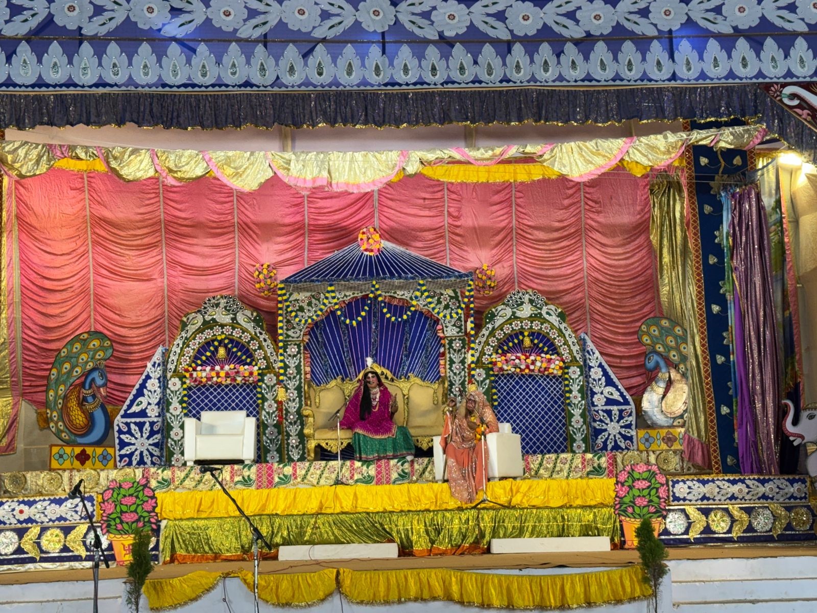 रामलीला महोत्सव:राम-केवट संवाद—दशरथ मरण और भरत आगमन सहित विविध प्रसंगों का हुआ मंचन रामलीला महोत्सव:राम-केवट संवाद—दशरथ मरण और भरत आगमन सहित विविध प्रसंगों का हुआ मंचन