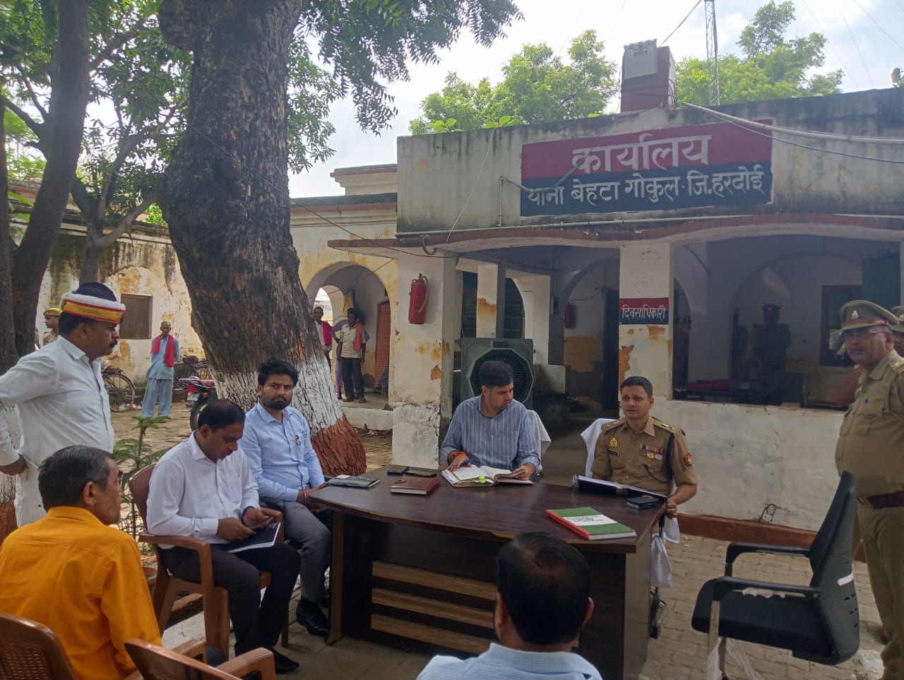 गरीबों की शिकायत सुने और निष्पक्ष जांच के आधार पर कड़ी कार्यवाही करेंः-डीएम गरीबों की शिकायत सुने और निष्पक्ष जांच के आधार पर कड़ी कार्यवाही करेंः-डीएम