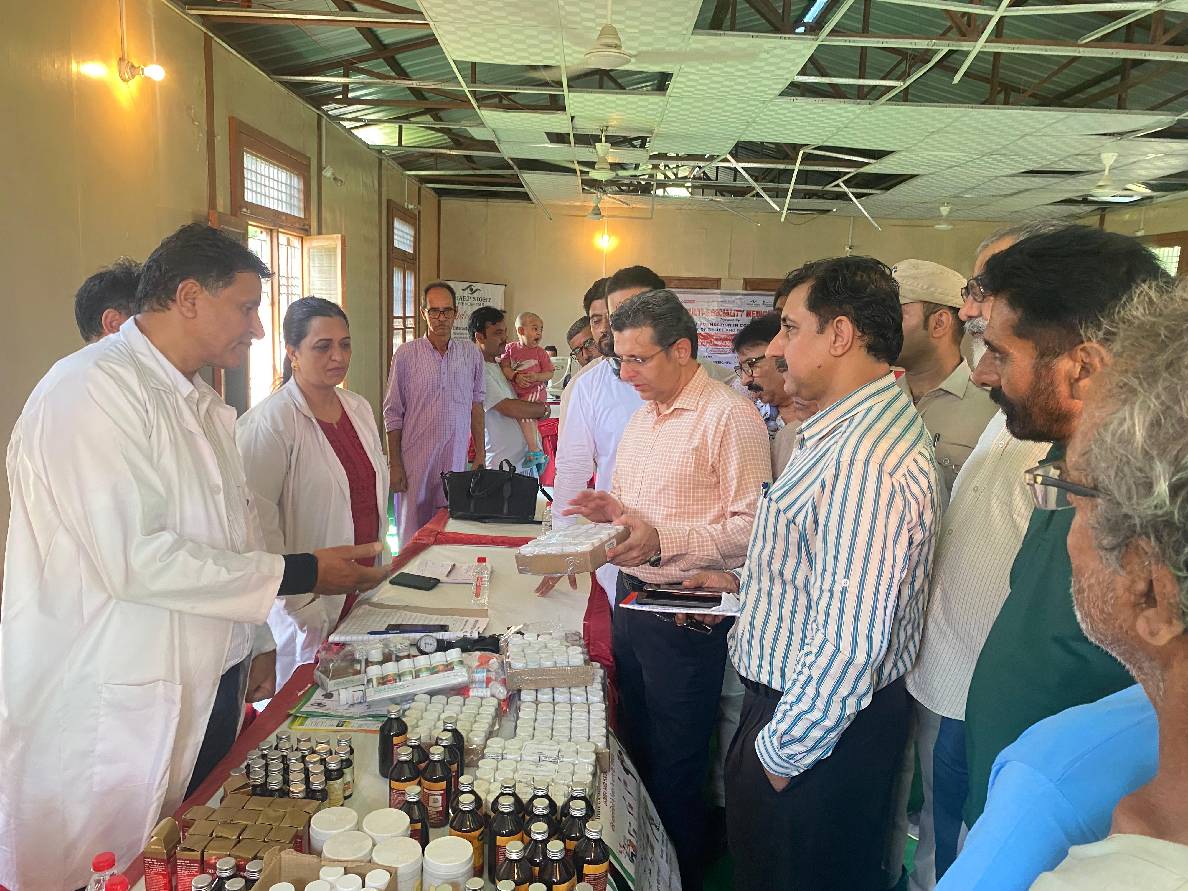 नगरोटा कैंप जम्मू में पीपुल्स हट फाउंडेशन ने लगाया बहु-विशेषज्ञता निःशुल्क चिकित्सा शिविर नगरोटा कैंप जम्मू में पीपुल्स हट फाउंडेशन ने लगाया बहु-विशेषज्ञता निःशुल्क चिकित्सा शिविर