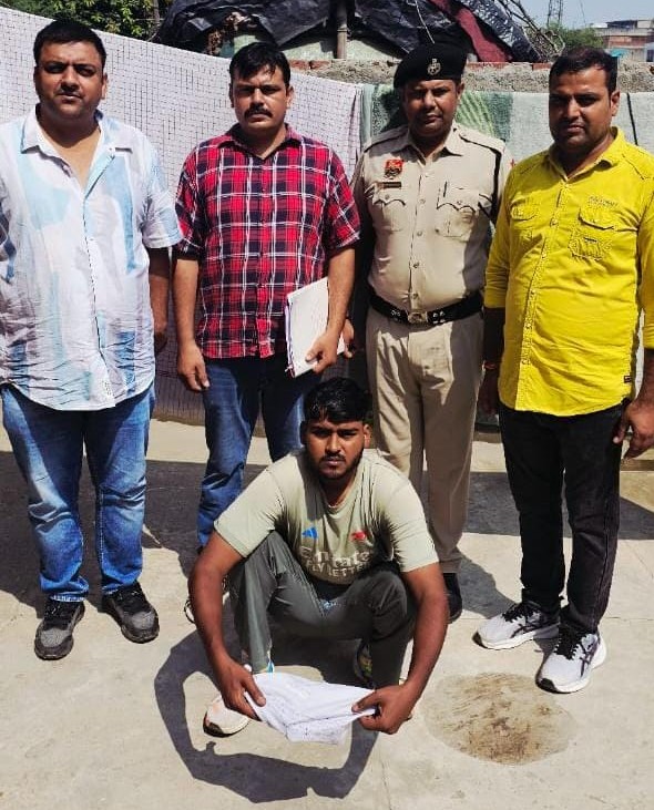 पानीपत पुलिस की हिरासत में देसी पिस्तौल रखने का आरोपी पानीपत पुलिस की हिरासत में देसी पिस्तौल रखने का आरोपी