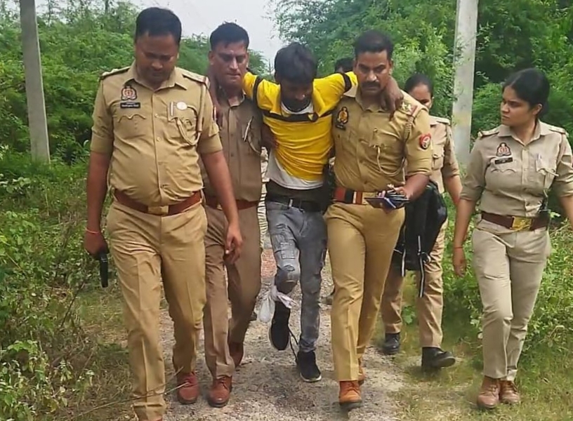 गिरफ्तार अभियुक्त गिरफ्तार अभियुक्त