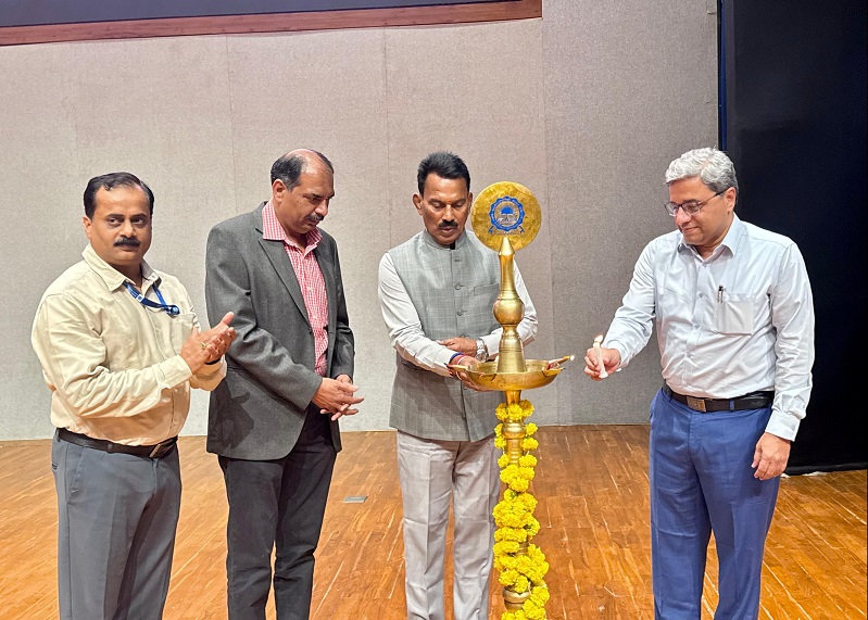 आईआईटी इंदौर में क्षमता विस्तार शिलान्यास समारोह आईआईटी इंदौर में क्षमता विस्तार शिलान्यास समारोह