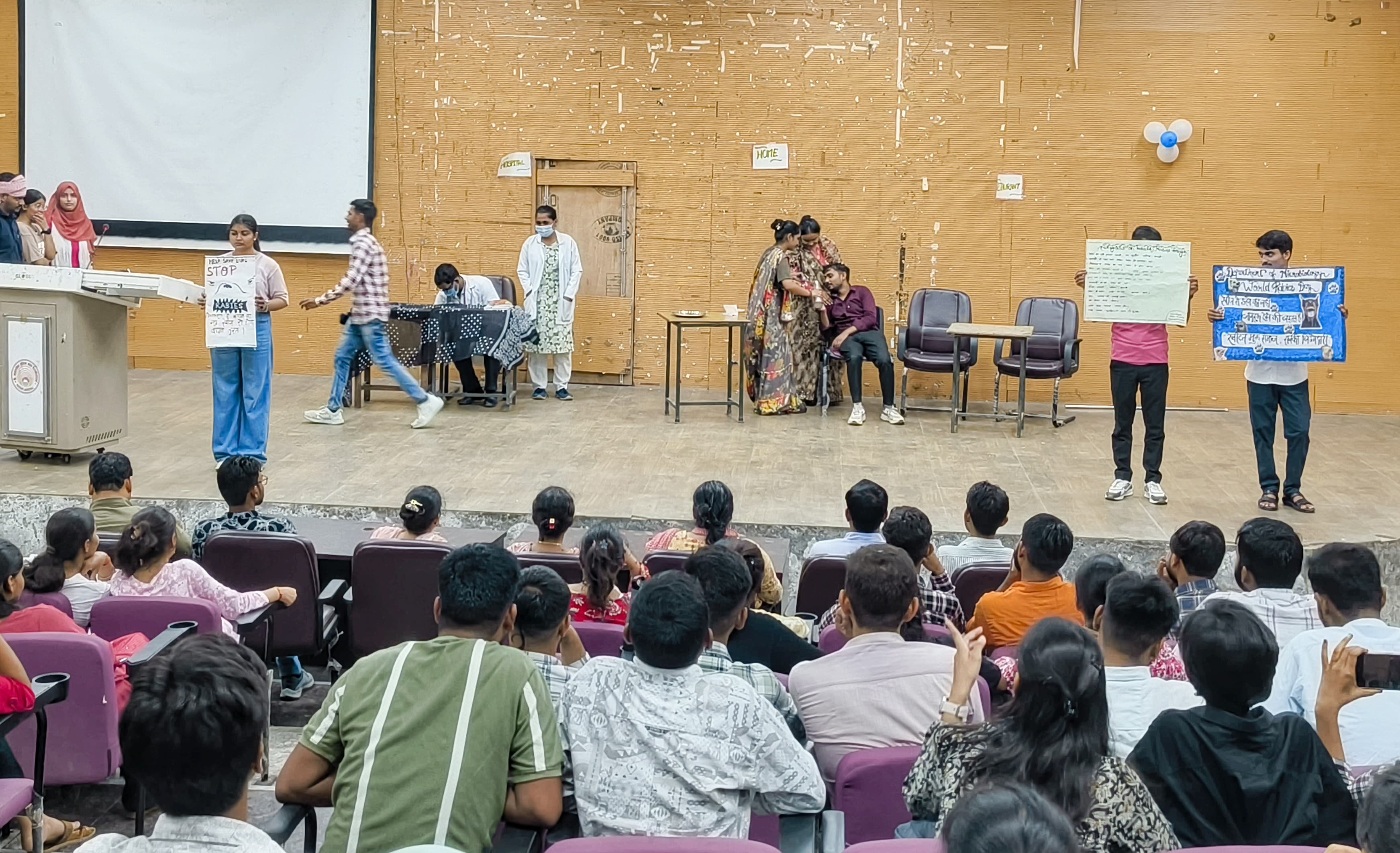 विश्व रेबीज दिवस पर जागरूकता कार्यक्रम का हुआ आयोजन विश्व रेबीज दिवस पर जागरूकता कार्यक्रम का हुआ आयोजन