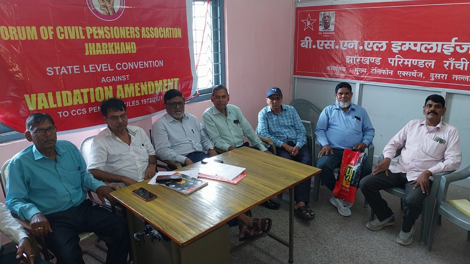 प्रेस वार्ता में एमजेड खान समेत अन्य प्रेस वार्ता में एमजेड खान समेत अन्य