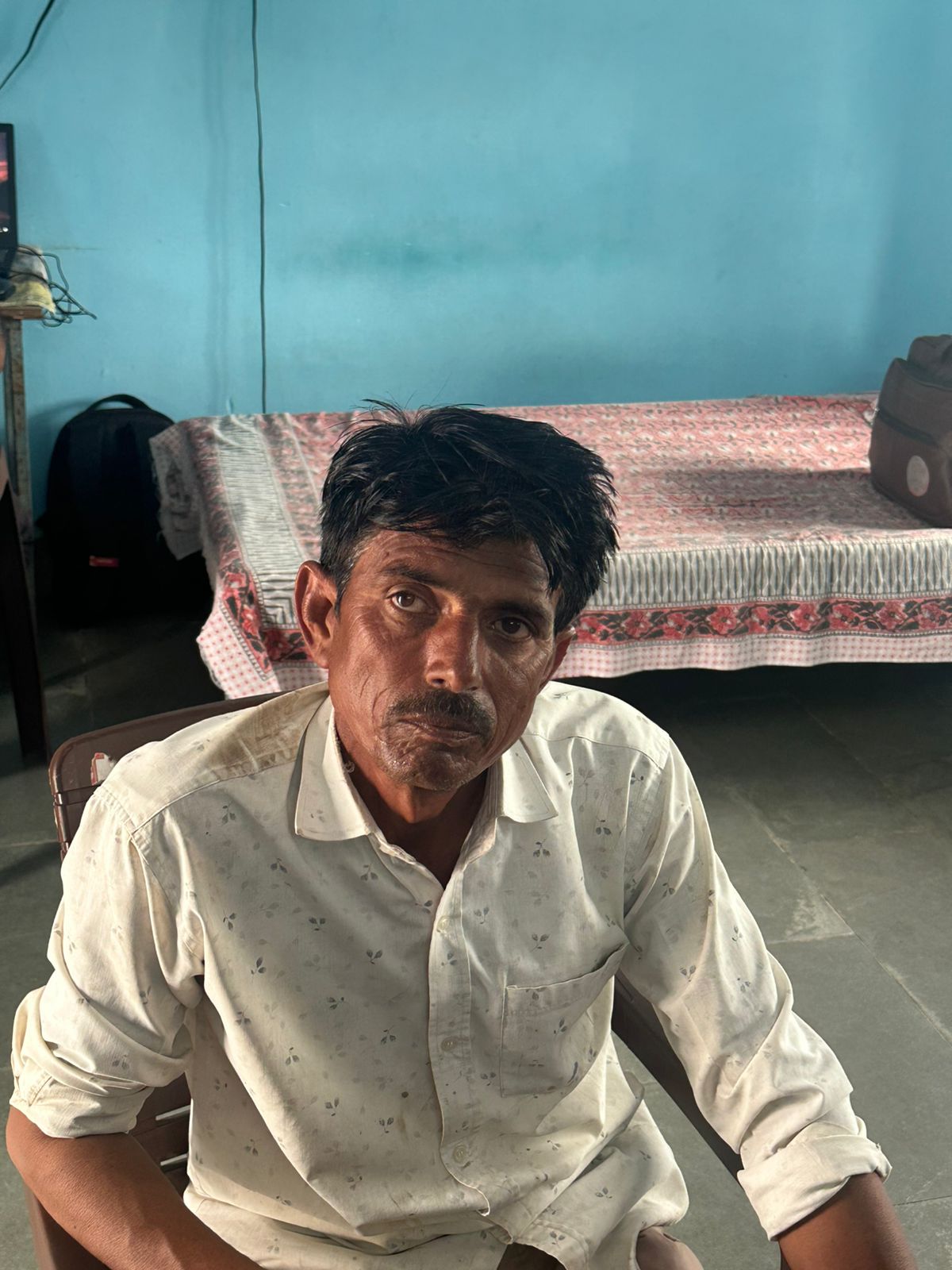 ग्राम पंचायत का प्रशासक डेढ़ लाख रुपये की रिश्वत लेते गिरफ्तार ग्राम पंचायत का प्रशासक डेढ़ लाख रुपये की रिश्वत लेते गिरफ्तार